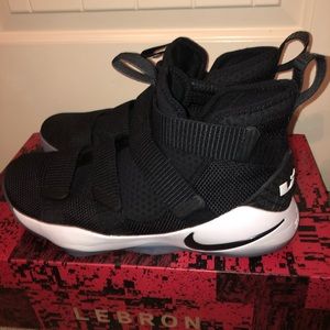 lebron soldier 11 size 11
